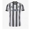 Juventus Juan Cuadrado #11 Thuis tenue Mensen 2022-23 Korte Mouw-1