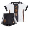 Kids Duitsland Leon Goretzka #8 Thuis tenue WK 2022 Korte Mouw (+ Korte broeken)-1